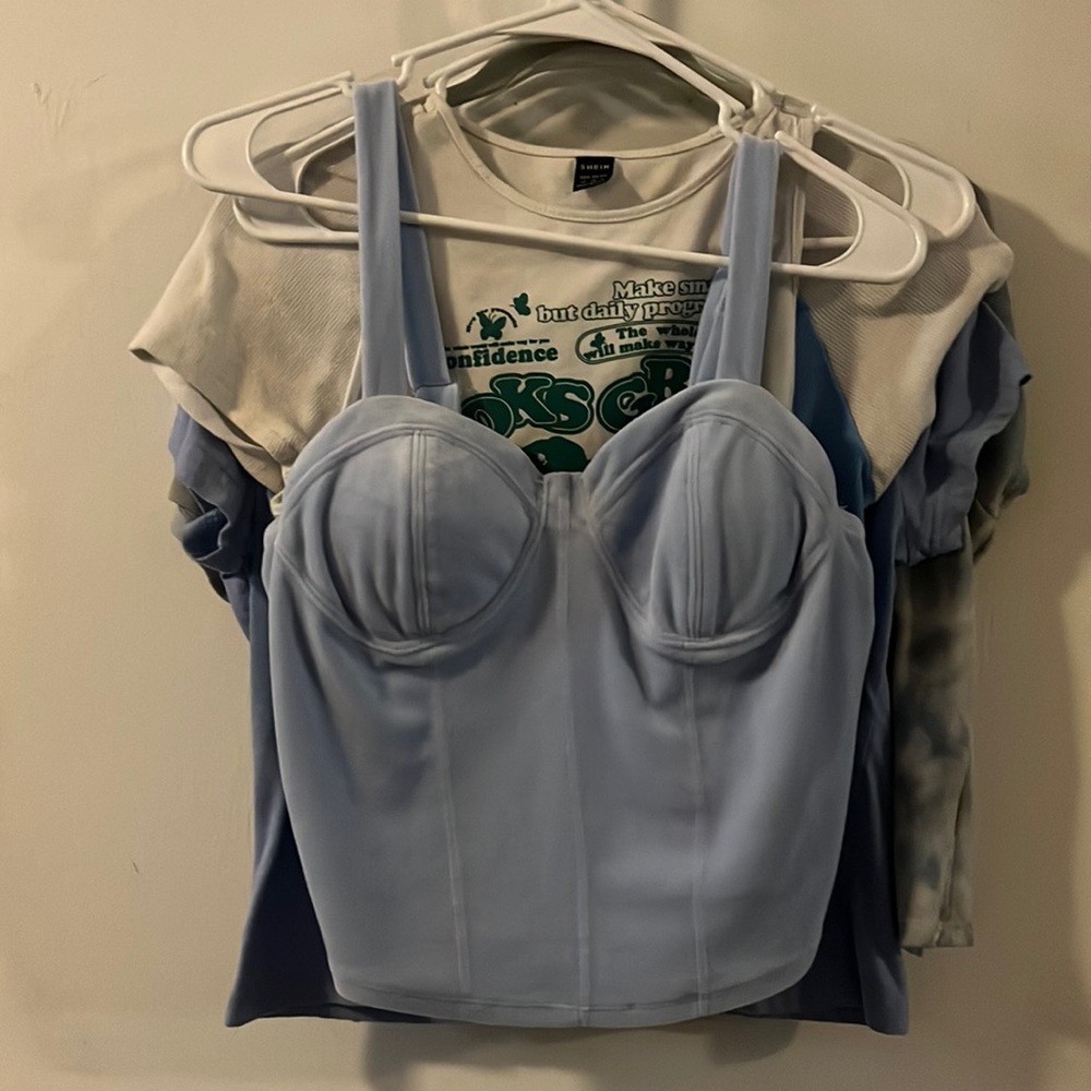 cute shirt just not my style never worn